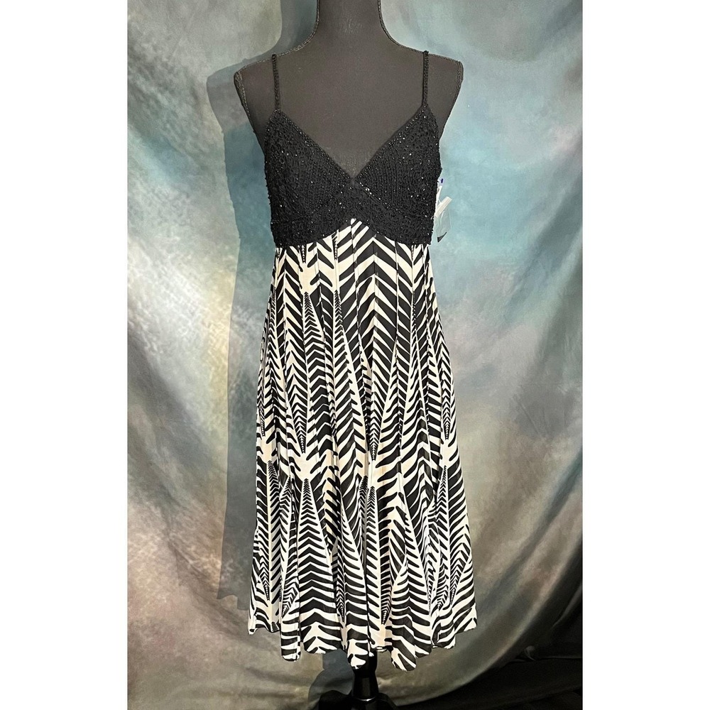 IXE Black‎ Beaded Bodice Black White Abstract Print Y2K Midi Dress